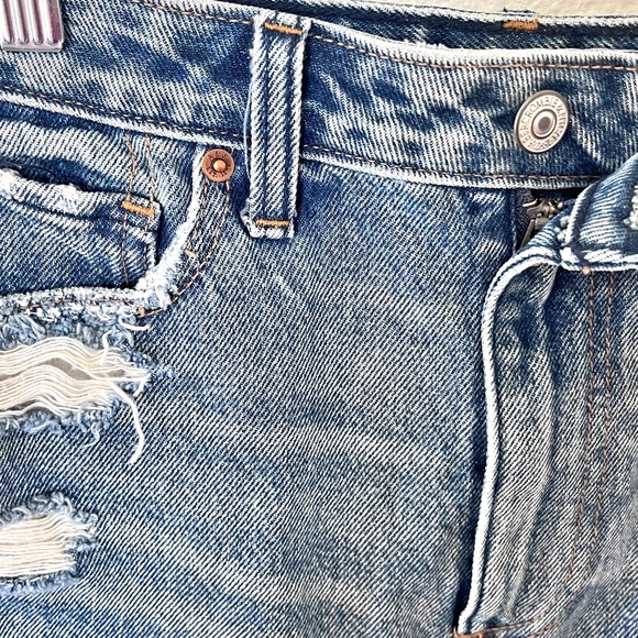 Abercrombie & Fitch Distressed Cut Off Jean Denim Skirt Size 2 / 26 - Picture 4 of 6